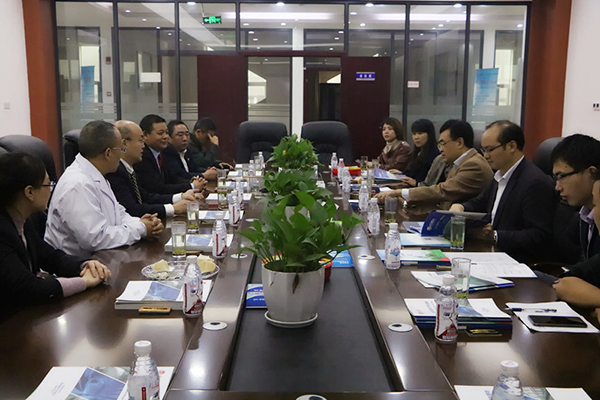 什邡市委常委副（fù）市長（zhǎng）李先輝、四川省經信委、德陽市經（jīng）信委、什邡市經信局等領